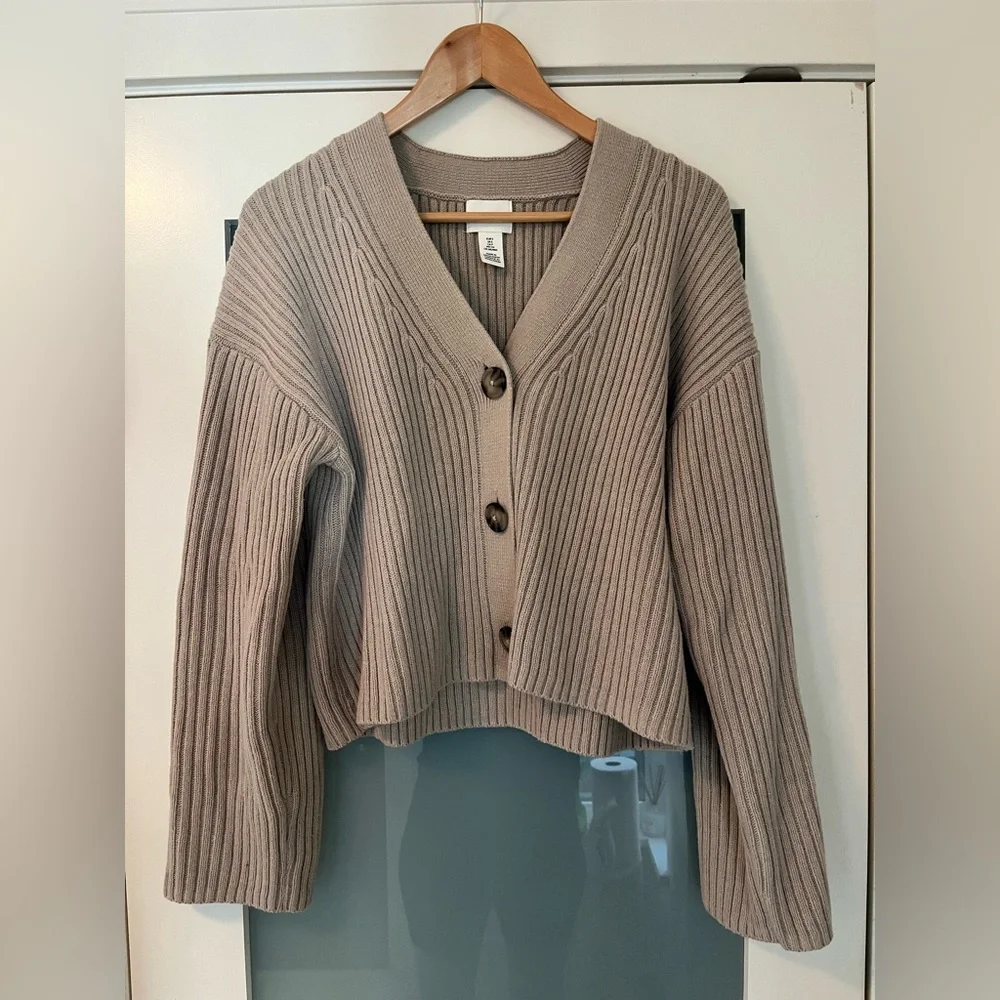 H&M Thick Ribbed Cropped Cardigan - Picture 1 of 3